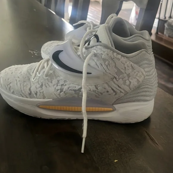 Kevin Durant home’s size 8.5 used DF-US-OP-DURRANT.jpg?quality=  main image 3